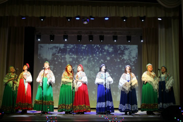 рождественский концерт вокального коллектива "ЗАРЯНИЦА" под названием "В кругу друзей" - фото - 8